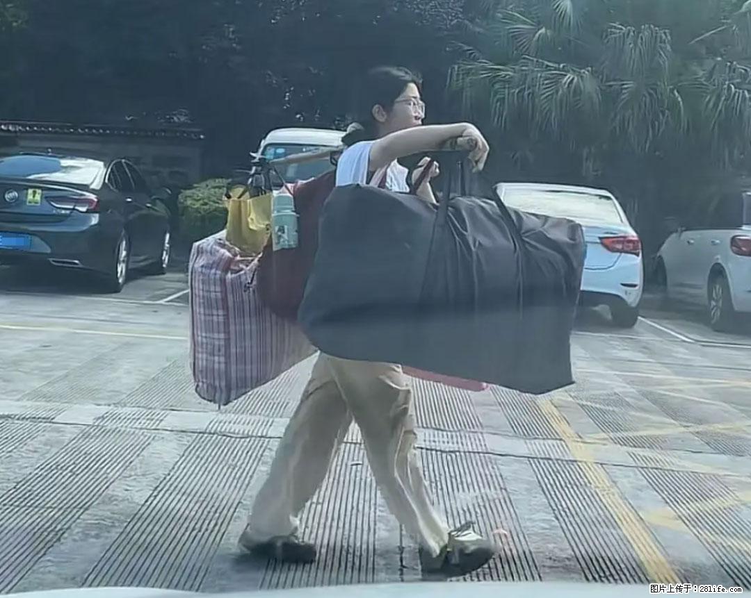 全网追的“扁担女孩”，找了一份暑假工，时薪12元 - 韶关生活资讯 - 韶关28生活网 sg.28life.com