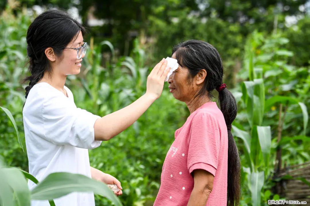 全网追的“扁担女孩”，找了一份暑假工，时薪12元 - 韶关生活资讯 - 韶关28生活网 sg.28life.com
